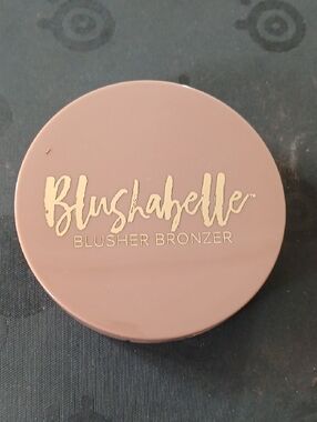 Belle Beauty  By Kim Gravel Blushabelle Blusher Bronzer In Sunkissed NWOB